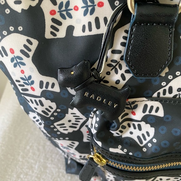 Radley London Large Zip-Top Tote Bag with laptop sleeve in navy print. - Picture 2 of 9